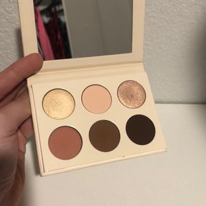 KKW Beauty Mrs West Palette